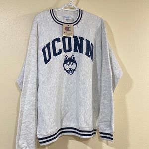 U Conn Crewneck Sweatshirt, Men’s L Only, Retailed for $74